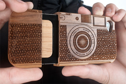 iPhone 4 camera wood case